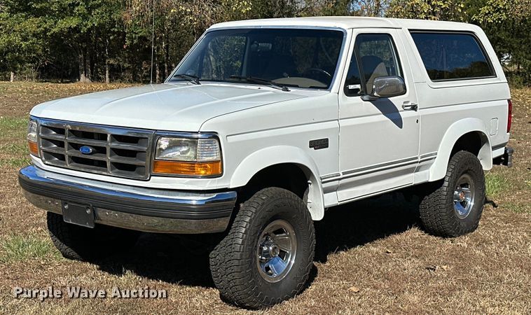 image for item KT9224 1993 Ford Bronco  SUV