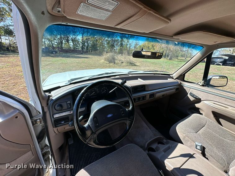 image for item KT9224 1993 Ford Bronco  SUV