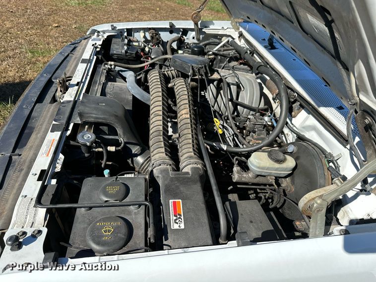 image for item KT9224 1993 Ford Bronco  SUV