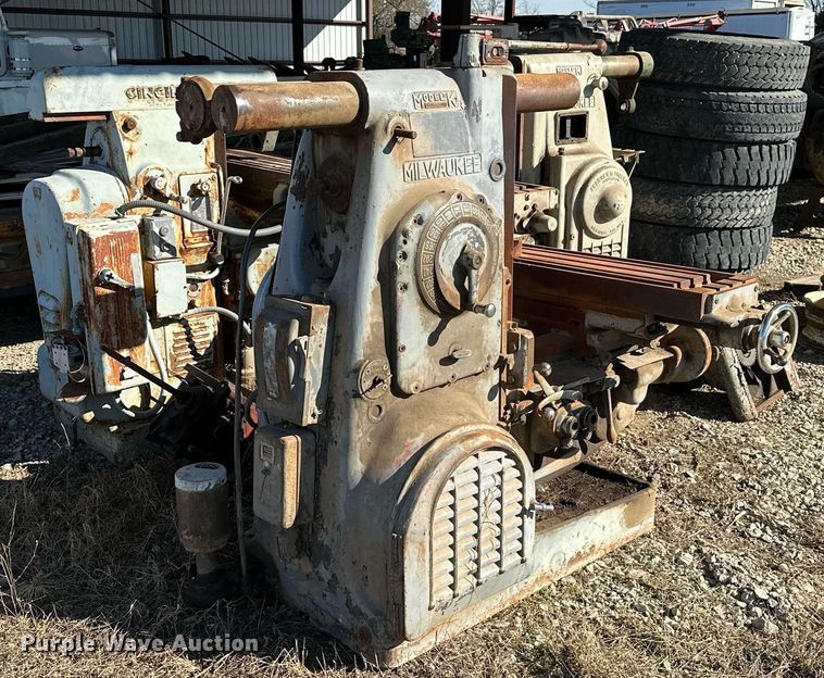 image for item KT9240 (3) milling machines