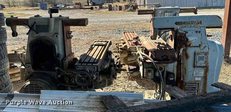 image for item KT9240 (3) milling machines