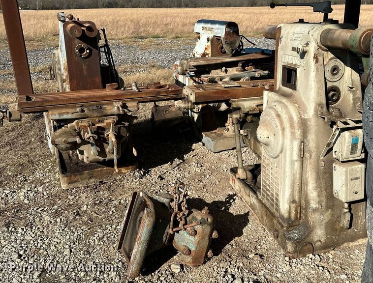 image for item KT9240 (3) milling machines