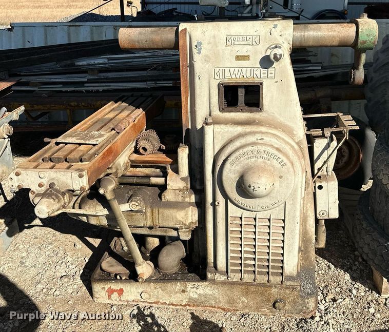 image for item KT9240 (3) milling machines