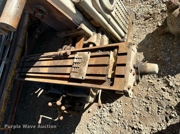 image for item KT9240 (3) milling machines