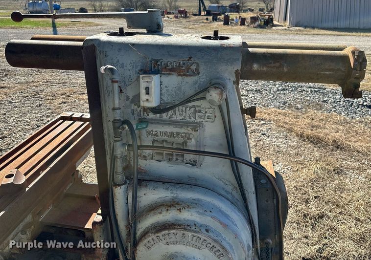 image for item KT9240 (3) milling machines