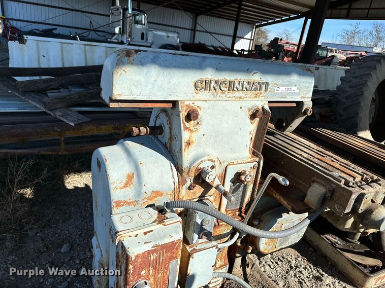 image for item KT9240 (3) milling machines