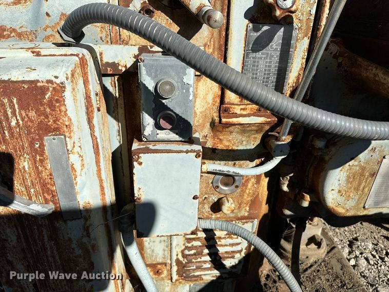 image for item KT9240 (3) milling machines