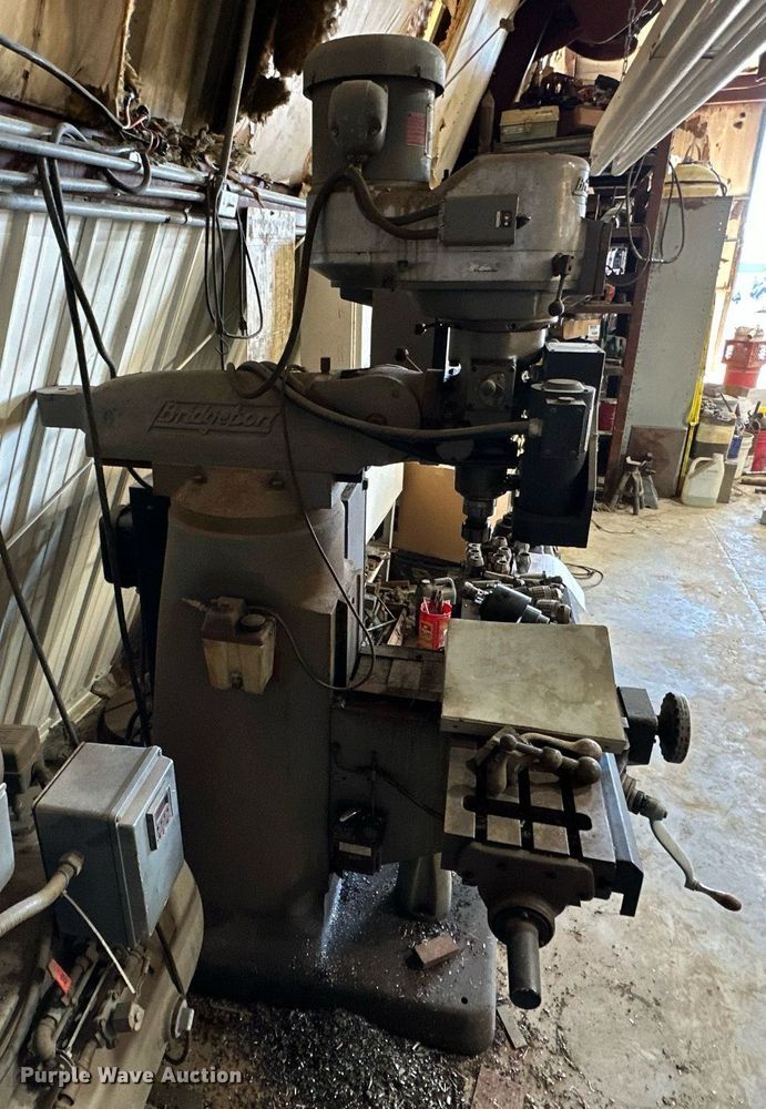 image for item KT9243 Bridgeport Series I  milling machine