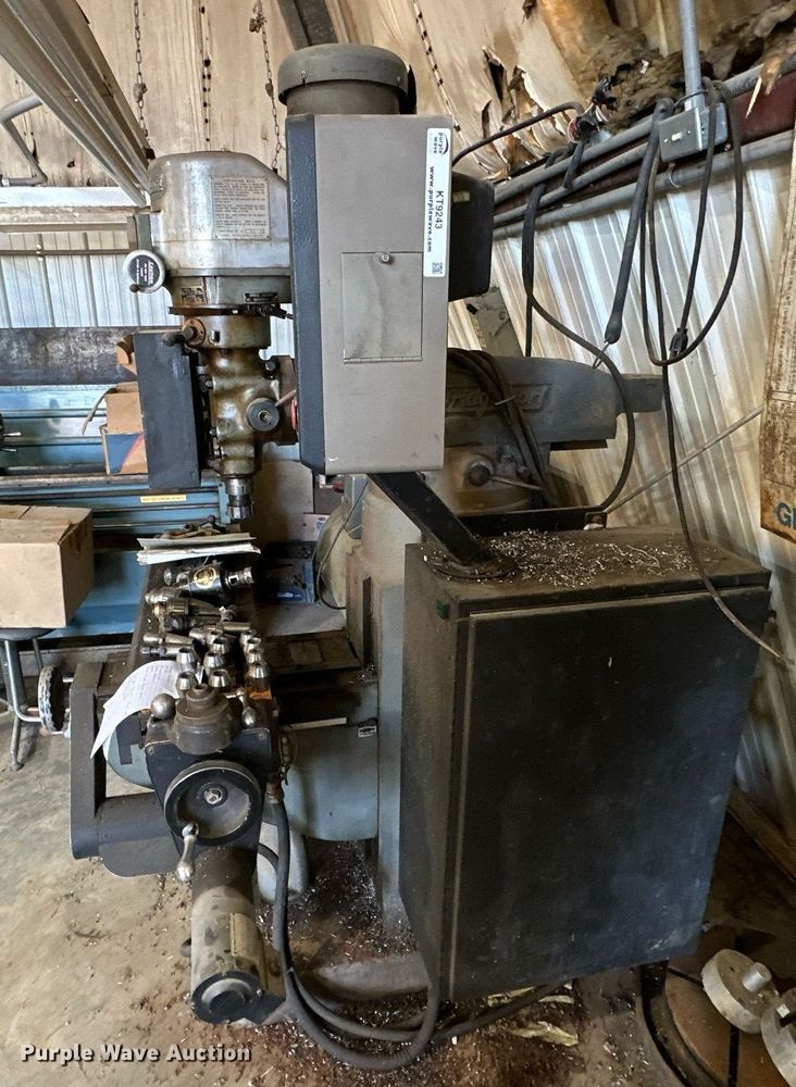 image for item KT9243 Bridgeport Series I  milling machine