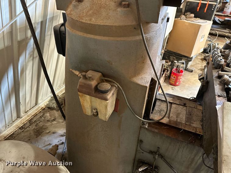 image for item KT9243 Bridgeport Series I  milling machine