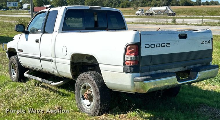 image for item KT9301 1999 Dodge Ram 2500  Quad Cab pickup truck
