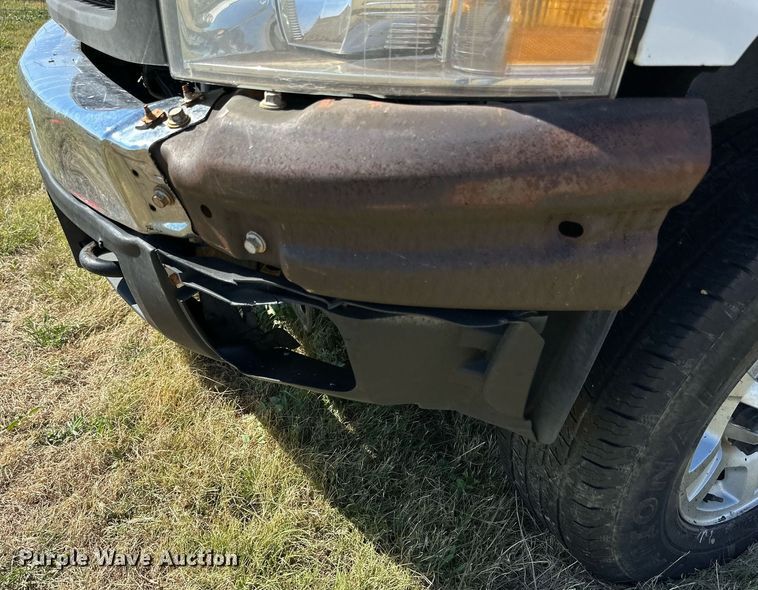 image for item KX9735 2010 Chevrolet Silverado 2500HD  Ext. Cab pickup truck