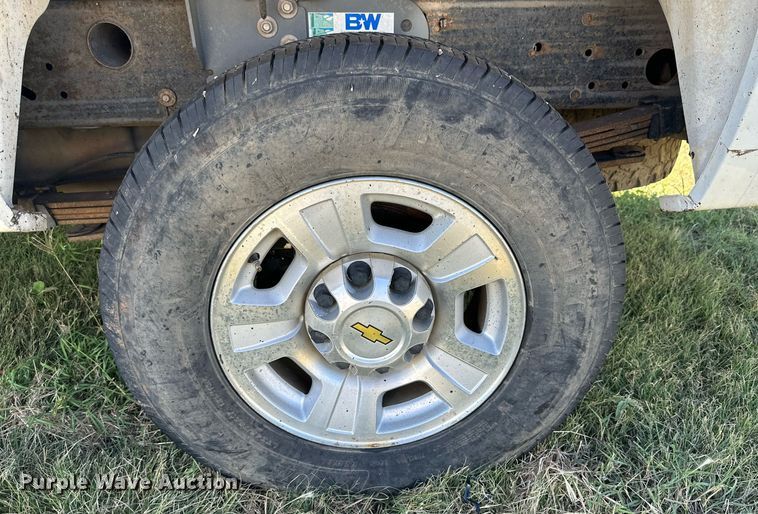 image for item KX9735 2010 Chevrolet Silverado 2500HD  Ext. Cab pickup truck