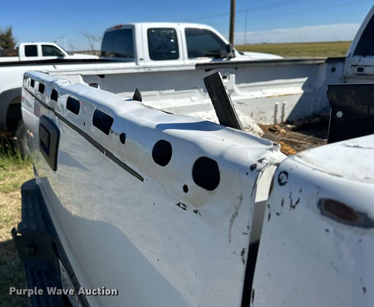 image for item KX9736 2011 Chevrolet Silverado 2500HD  Ext. Cab pickup truck