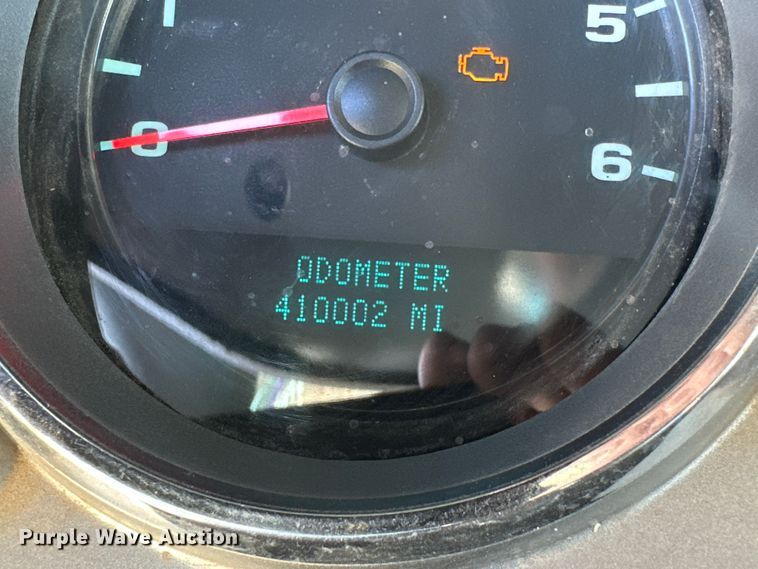 image for item KX9736 2011 Chevrolet Silverado 2500HD  Ext. Cab pickup truck