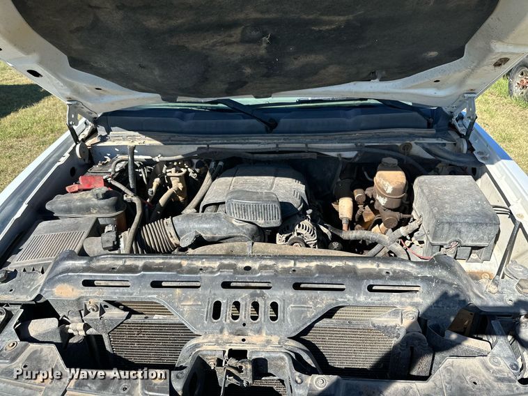 image for item KX9736 2011 Chevrolet Silverado 2500HD  Ext. Cab pickup truck