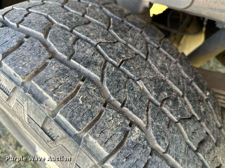 image for item KX9736 2011 Chevrolet Silverado 2500HD  Ext. Cab pickup truck