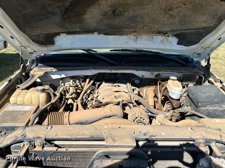 image for item KX9737 2006 Chevrolet Silverado 3500  Ext. Cab pickup truck