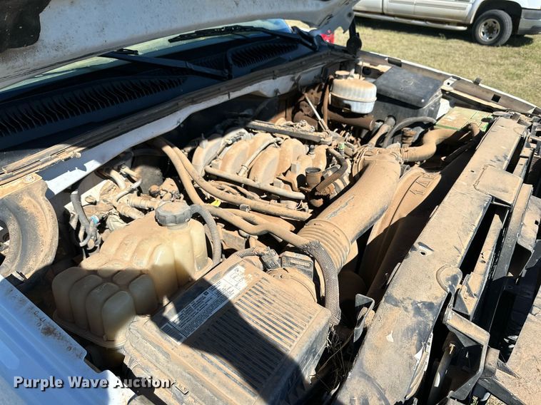 image for item KX9737 2006 Chevrolet Silverado 3500  Ext. Cab pickup truck