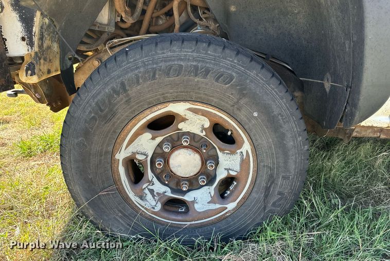 image for item KX9737 2006 Chevrolet Silverado 3500  Ext. Cab pickup truck