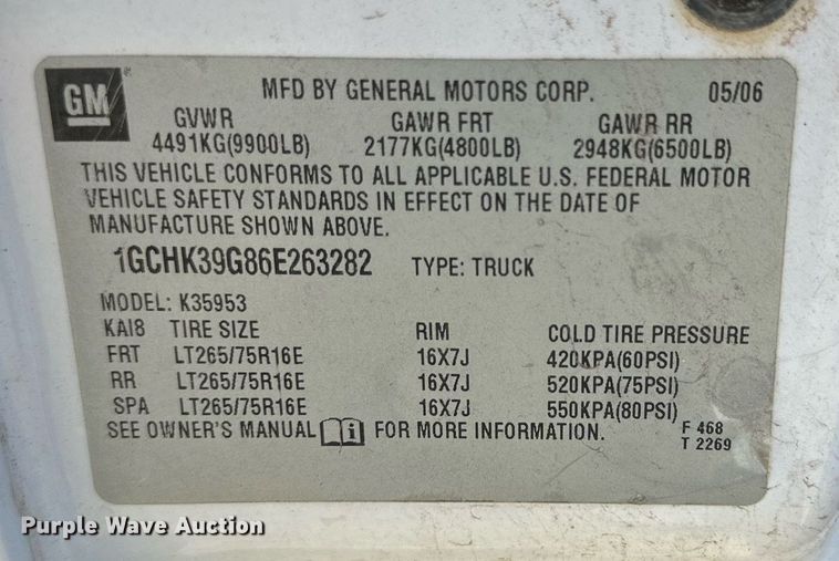 image for item KX9737 2006 Chevrolet Silverado 3500  Ext. Cab pickup truck