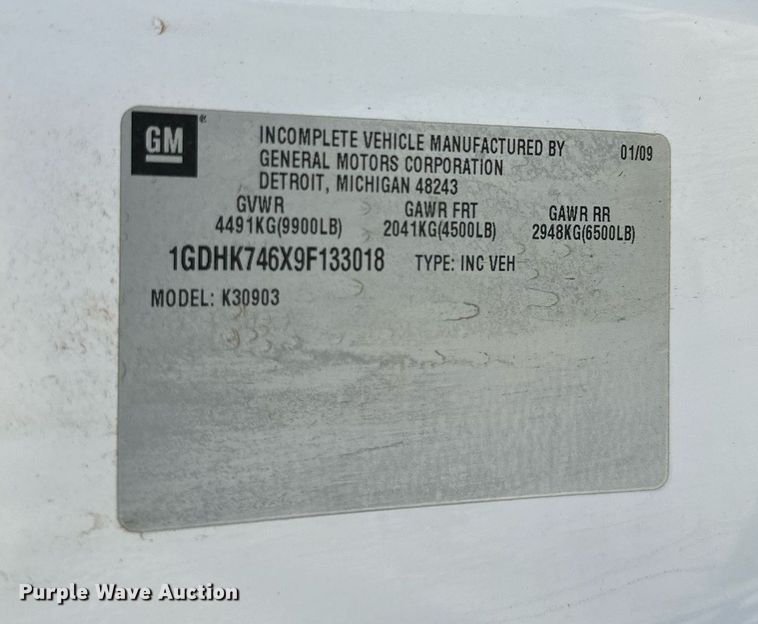 image for item KX9742 2009 GMC Sierra 3500HD  utility bed pickup truck