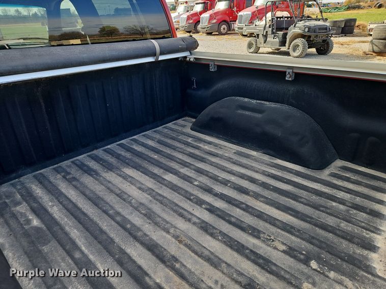 image for item LB9584 2000 Dodge Dakota  Quad Cab pickup truck