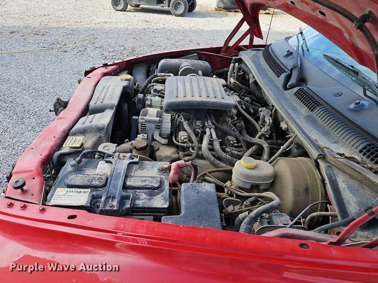 image for item LB9584 2000 Dodge Dakota  Quad Cab pickup truck