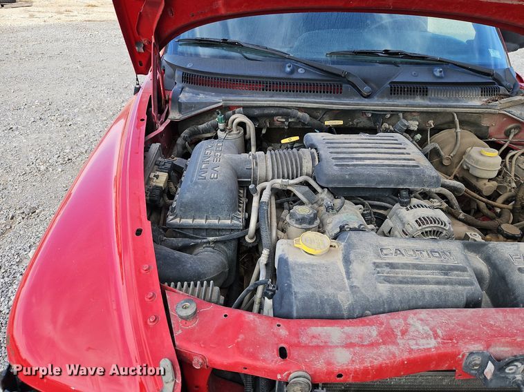 image for item LB9584 2000 Dodge Dakota  Quad Cab pickup truck