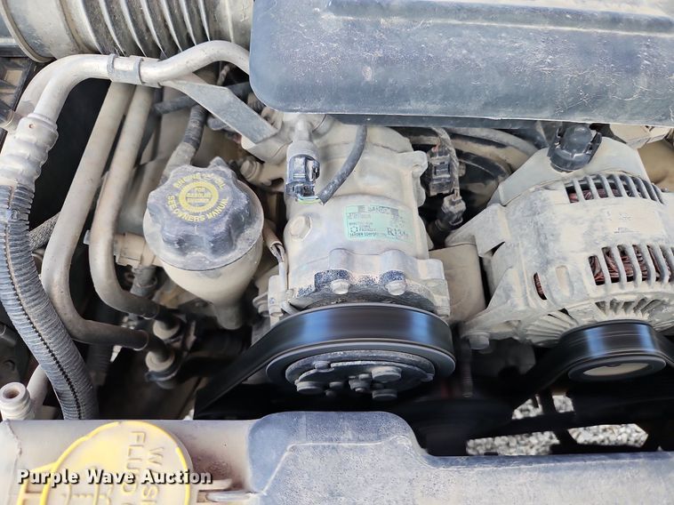 image for item LB9584 2000 Dodge Dakota  Quad Cab pickup truck