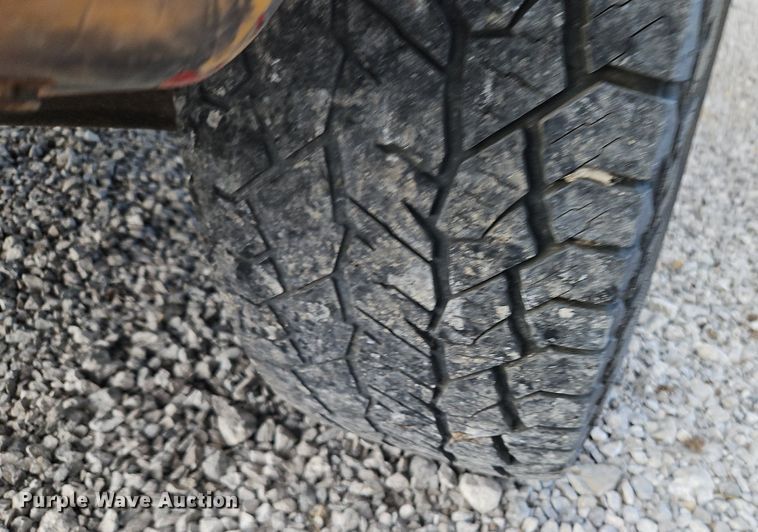 image for item LB9584 2000 Dodge Dakota  Quad Cab pickup truck