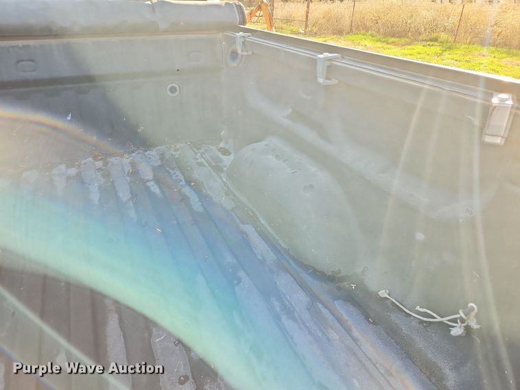 image for item LB9591 2017 Chevrolet Silverado 1500 LT  Crew Cab pickup truck