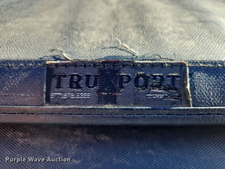 image for item LB9591 2017 Chevrolet Silverado 1500 LT  Crew Cab pickup truck