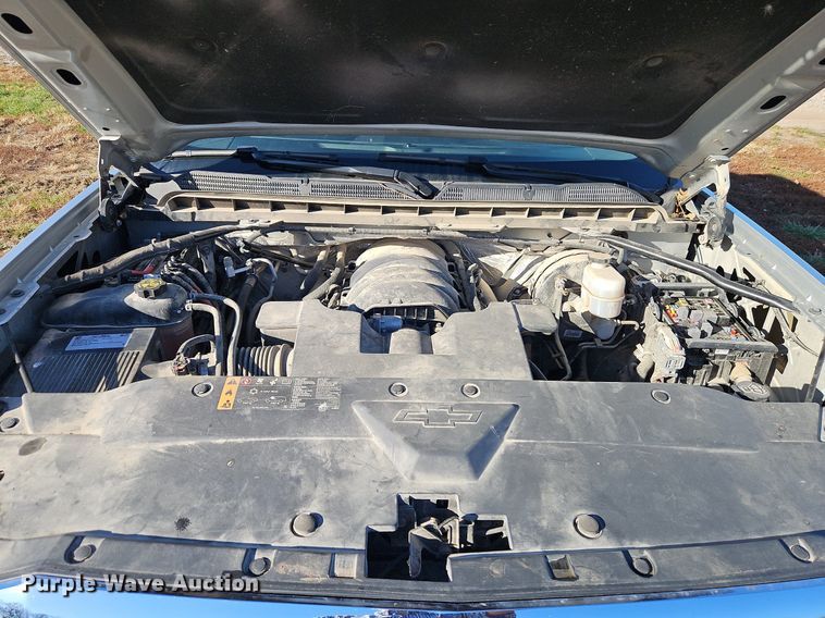 image for item LB9591 2017 Chevrolet Silverado 1500 LT  Crew Cab pickup truck