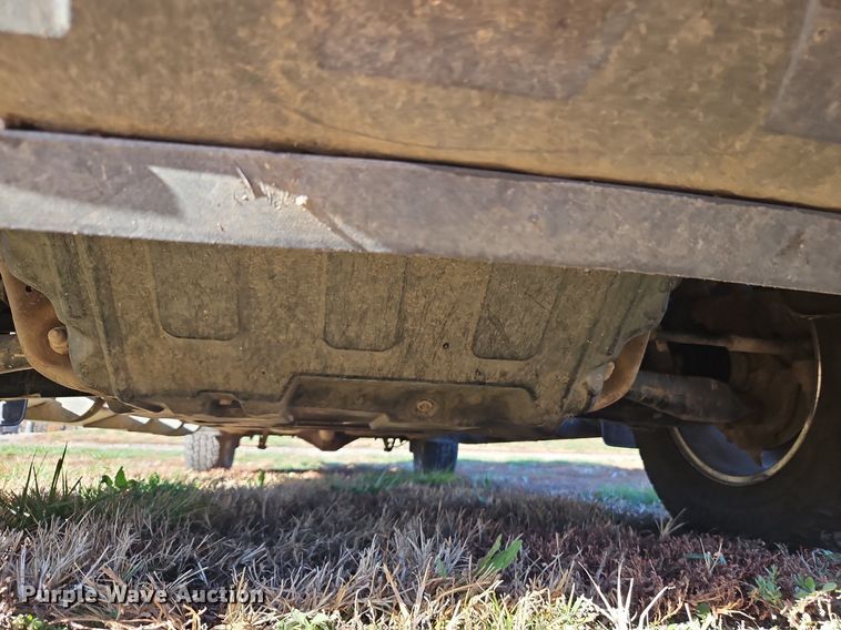 image for item LB9591 2017 Chevrolet Silverado 1500 LT  Crew Cab pickup truck