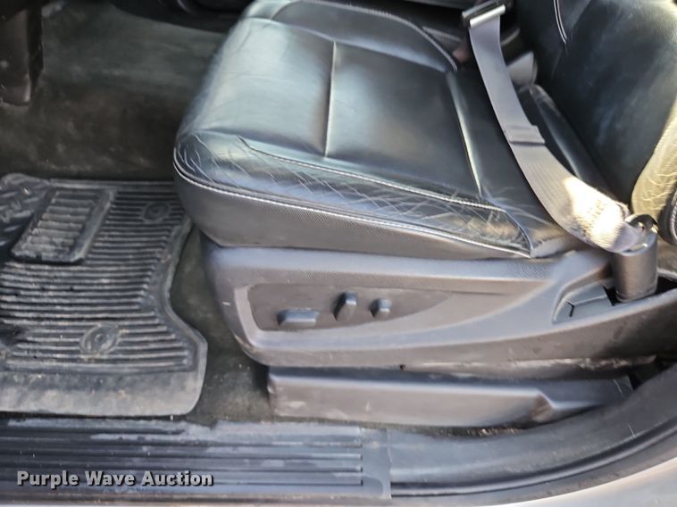 image for item LB9591 2017 Chevrolet Silverado 1500 LT  Crew Cab pickup truck