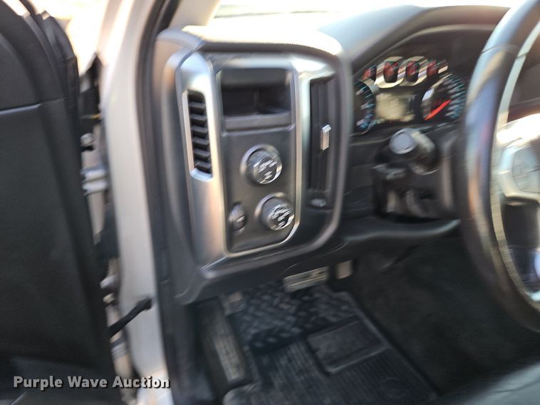 image for item LB9591 2017 Chevrolet Silverado 1500 LT  Crew Cab pickup truck