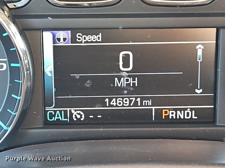 image for item LB9591 2017 Chevrolet Silverado 1500 LT  Crew Cab pickup truck