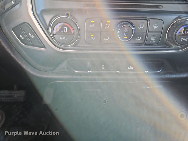 image for item LB9591 2017 Chevrolet Silverado 1500 LT  Crew Cab pickup truck