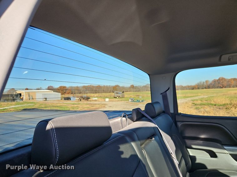 image for item LB9591 2017 Chevrolet Silverado 1500 LT  Crew Cab pickup truck