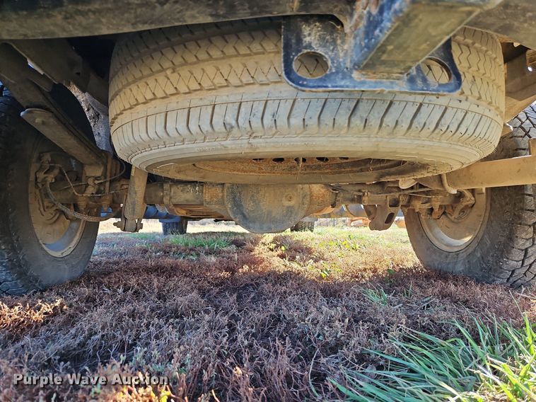 image for item LB9591 2017 Chevrolet Silverado 1500 LT  Crew Cab pickup truck