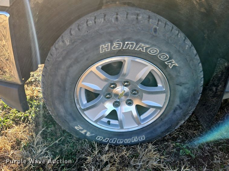 image for item LB9591 2017 Chevrolet Silverado 1500 LT  Crew Cab pickup truck