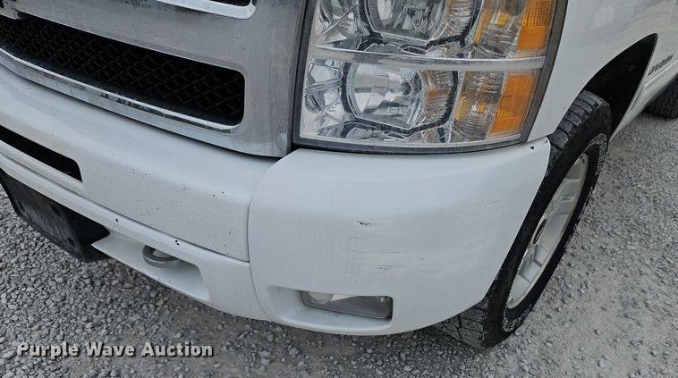 image for item LB9594 2010 Chevrolet Silverado 1500 Z71  pickup truck