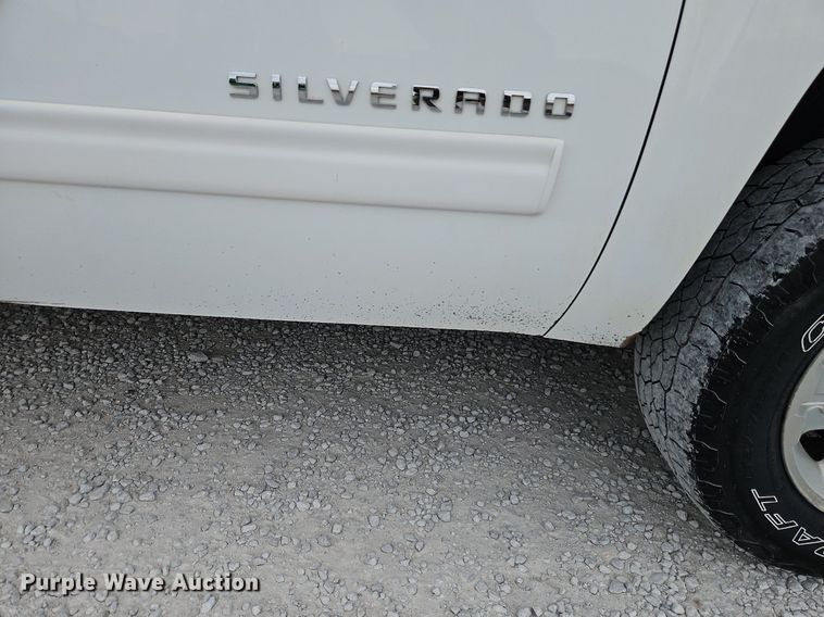 image for item LB9594 2010 Chevrolet Silverado 1500 Z71  pickup truck