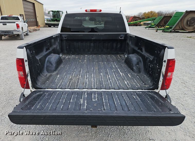 image for item LB9594 2010 Chevrolet Silverado 1500 Z71  pickup truck
