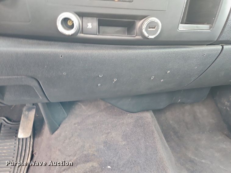 image for item LB9594 2010 Chevrolet Silverado 1500 Z71  pickup truck