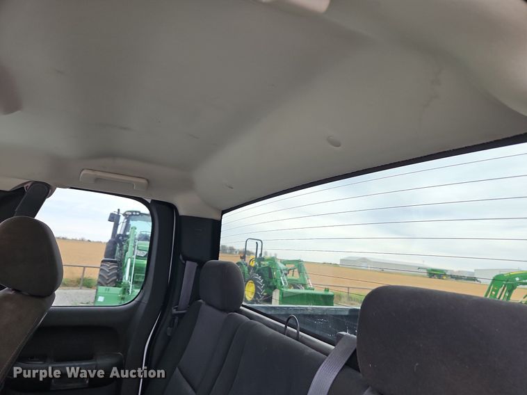 image for item LB9594 2010 Chevrolet Silverado 1500 Z71  pickup truck