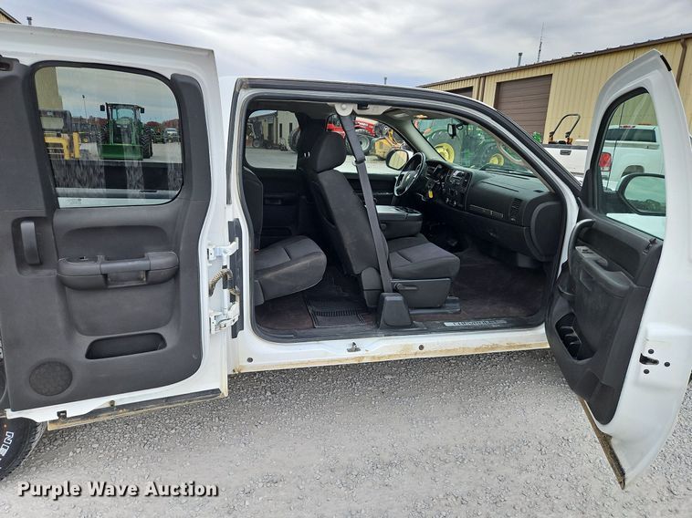 image for item LB9594 2010 Chevrolet Silverado 1500 Z71  pickup truck