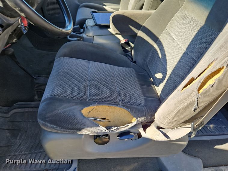 image for item LB9600 2002 Ford F250 Super Duty  SuperCab pickup truck