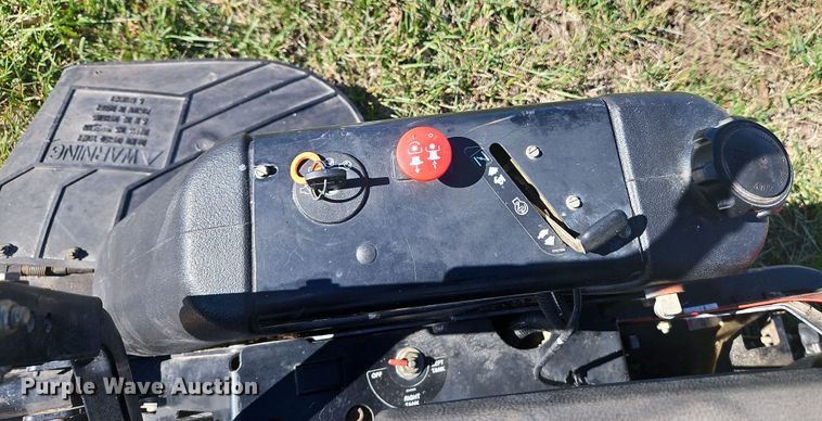 image for item LB9601 Gravely ZT1640  ZTR lawn mower